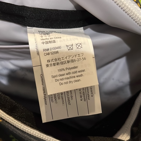 COPY - Kavu Ropesicle Bag - NEW - Picture 12 of 14